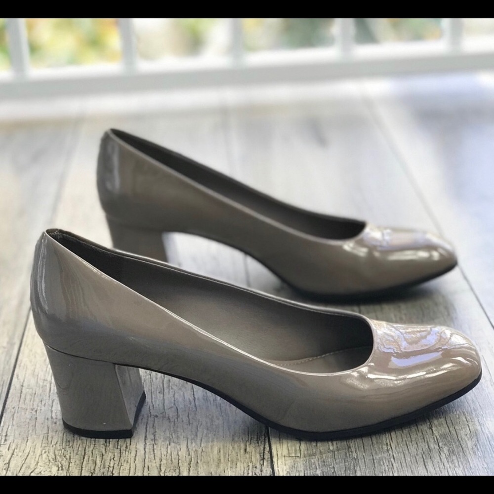 Nude/Tan Short Heel